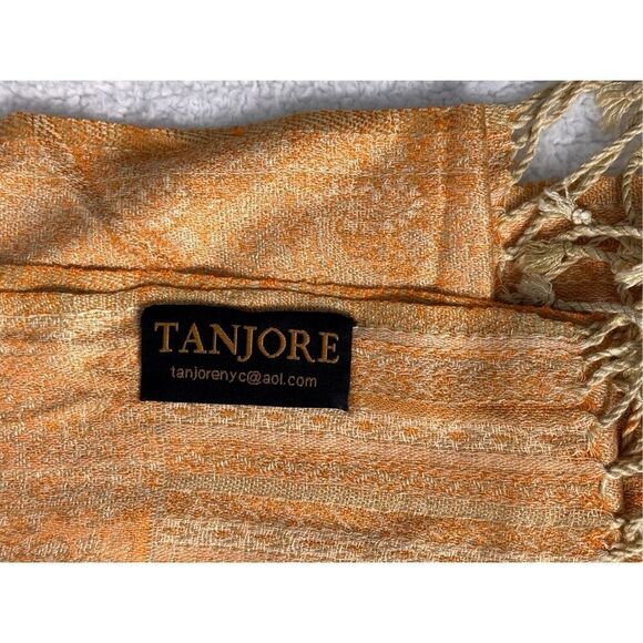 Tanjore Paisley Scarf/Wrap - Picture 8 of 8